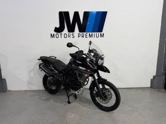 TRIUMPH TIGER 800 XCX 